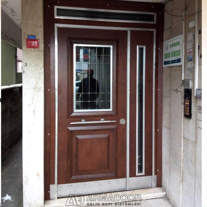İstanbul Bina Kapısı