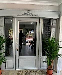 Beyaz Villa Kapısı Resimleri Modelleri